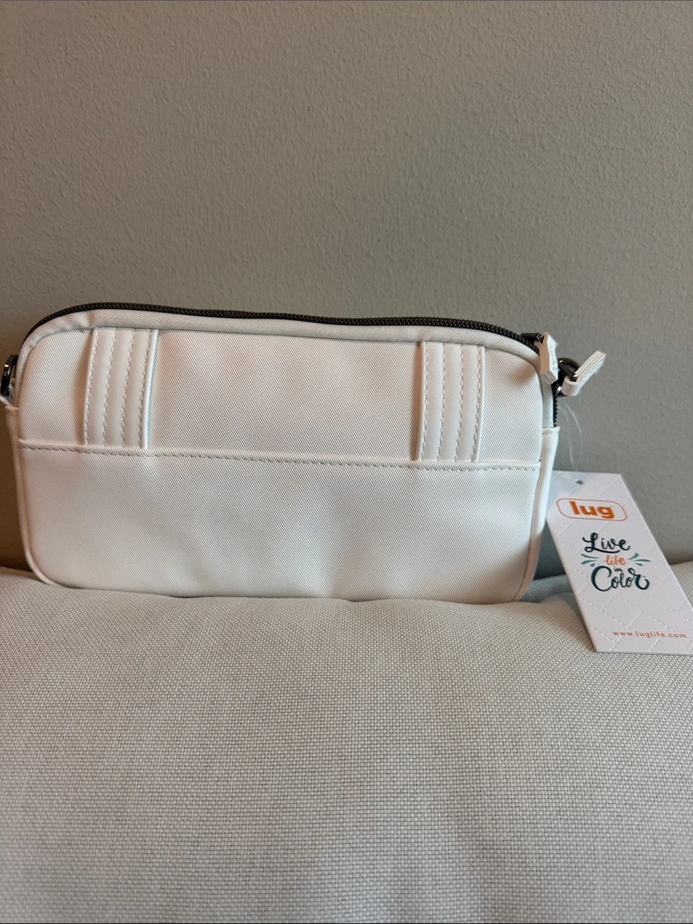 Rare-lug coupe XL Limited Edition white Satin Luxe heart crossbody/belt bag